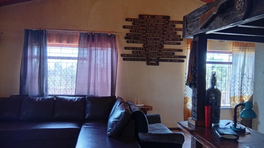 3 Bedroom Property for Sale in Louwville Western Cape